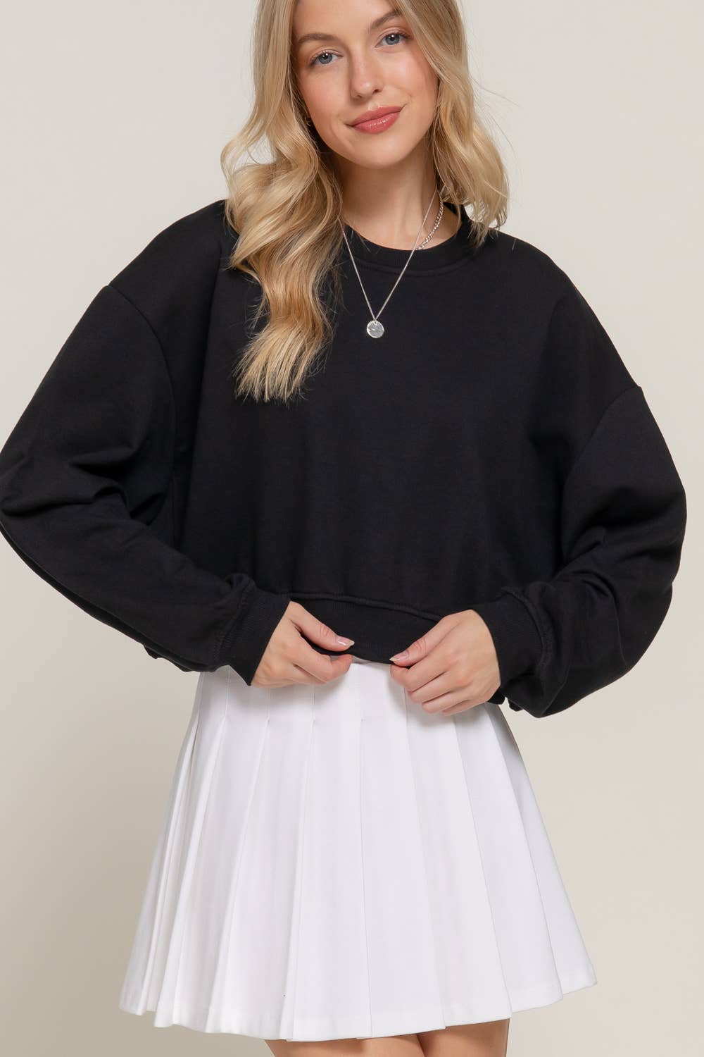 Long Sleeve Crew Neck Short Sweatshirt